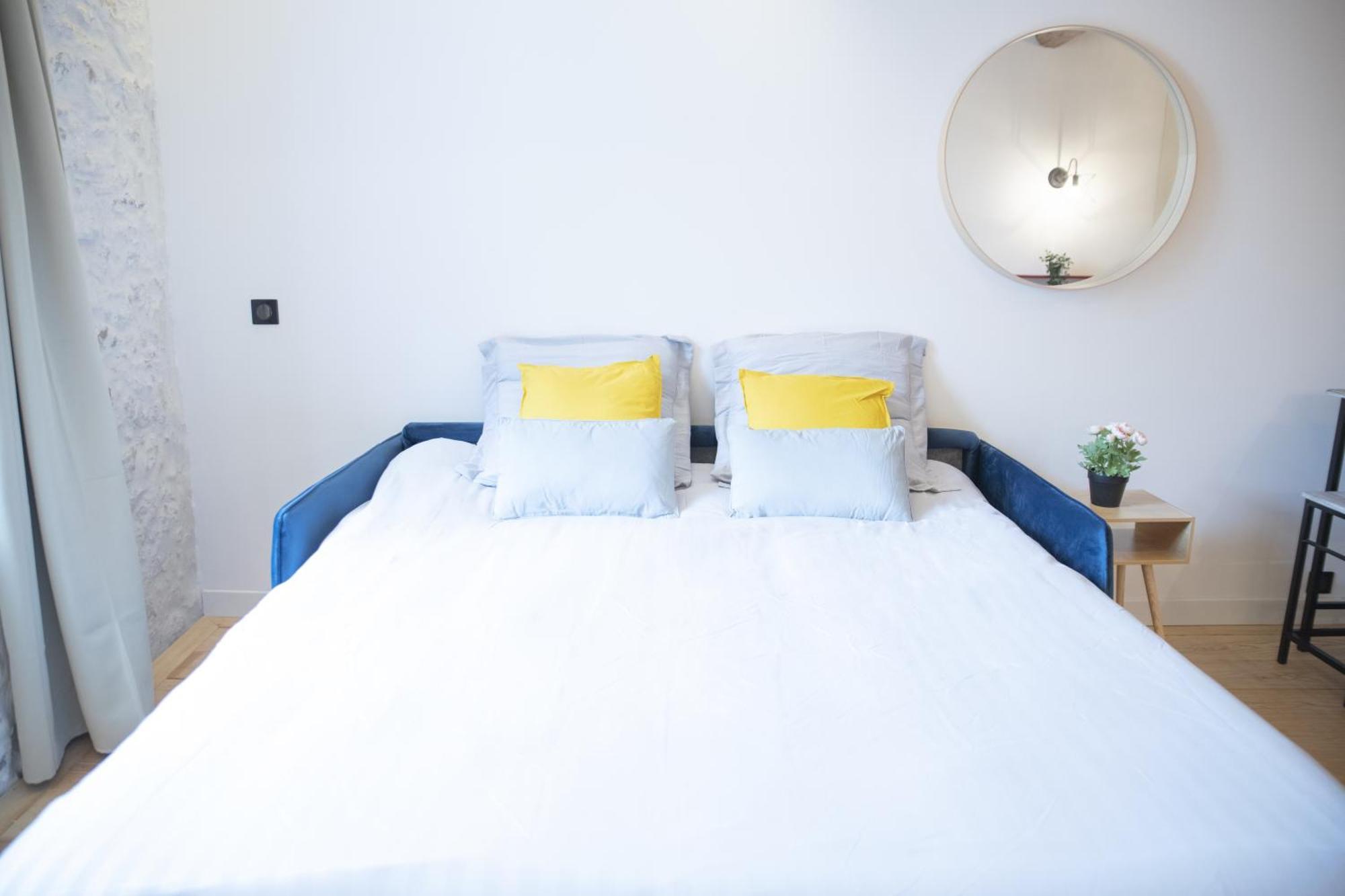 Apartamento Cosy Migrainier - Vieil Antibes Habitación foto